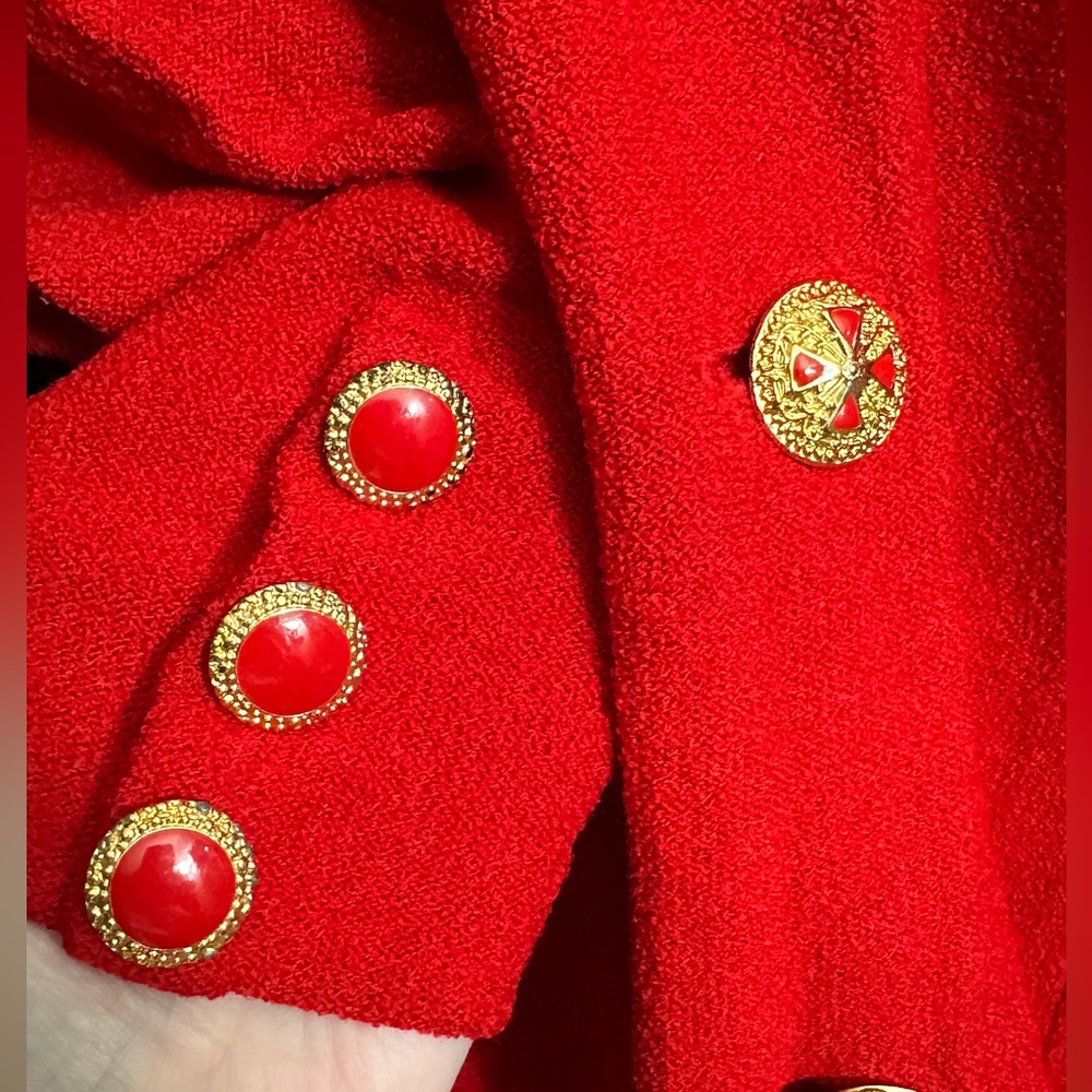 St. John Collection Red Knit Long Coat Gold Buttons Size 12 - Picture 10 of 12